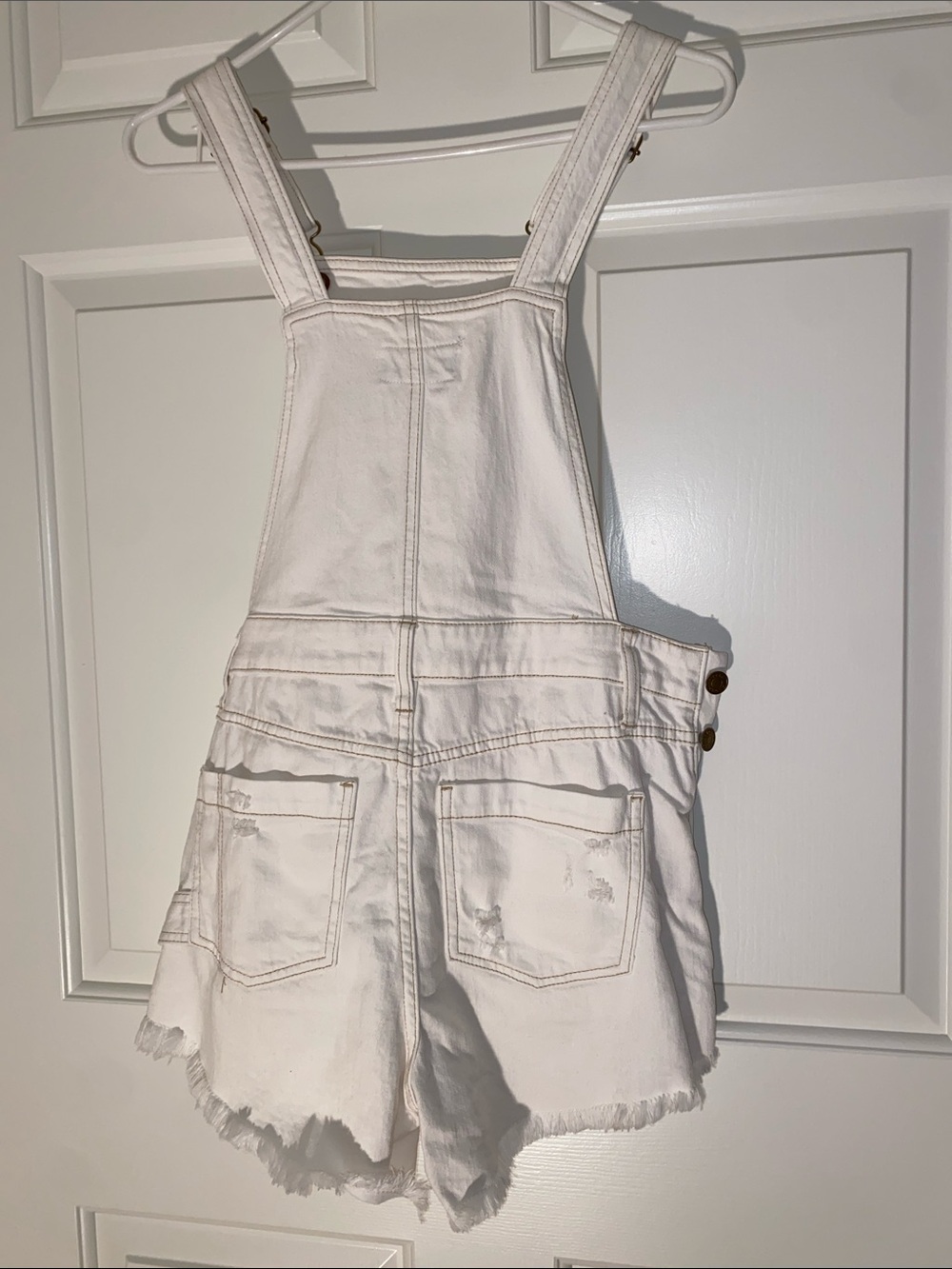 Pilcro Cream Denim Short Overalls - Picture 4 of 9